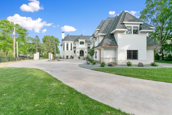 Cost of Concrete Driveway Installation in Cary